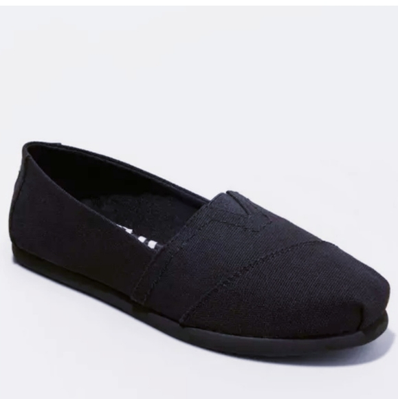 Mad Love Shoes - Mad Love Black canvas shoes